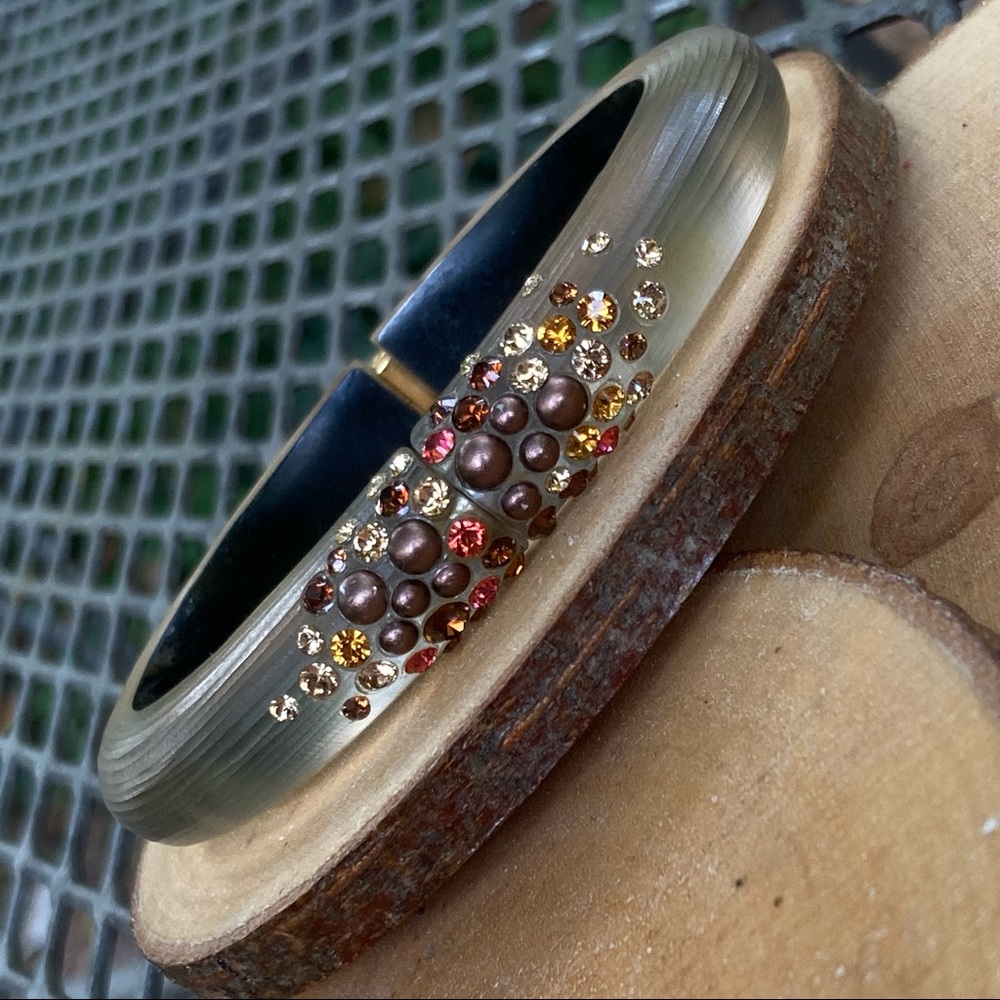 Alexis Bittar bangle bracelet Swarovski Crystal Pearl Oval hinged Lucite - Picture 5 of 7